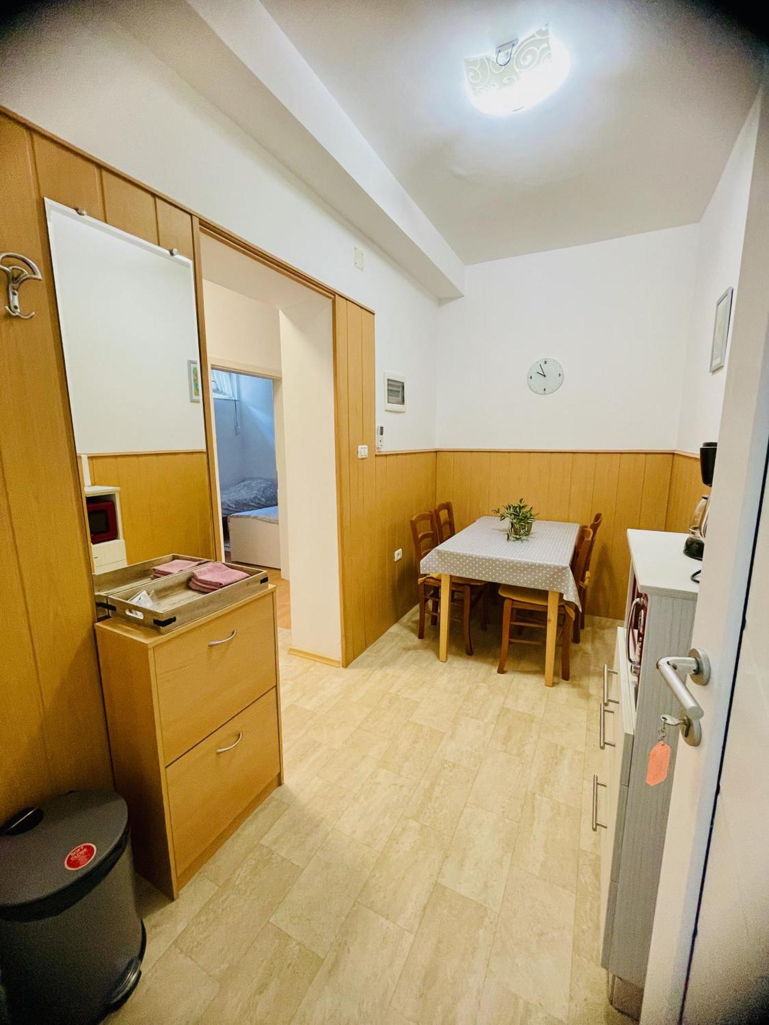 Viler Apartments อิซอลา ภายนอก รูปภาพ