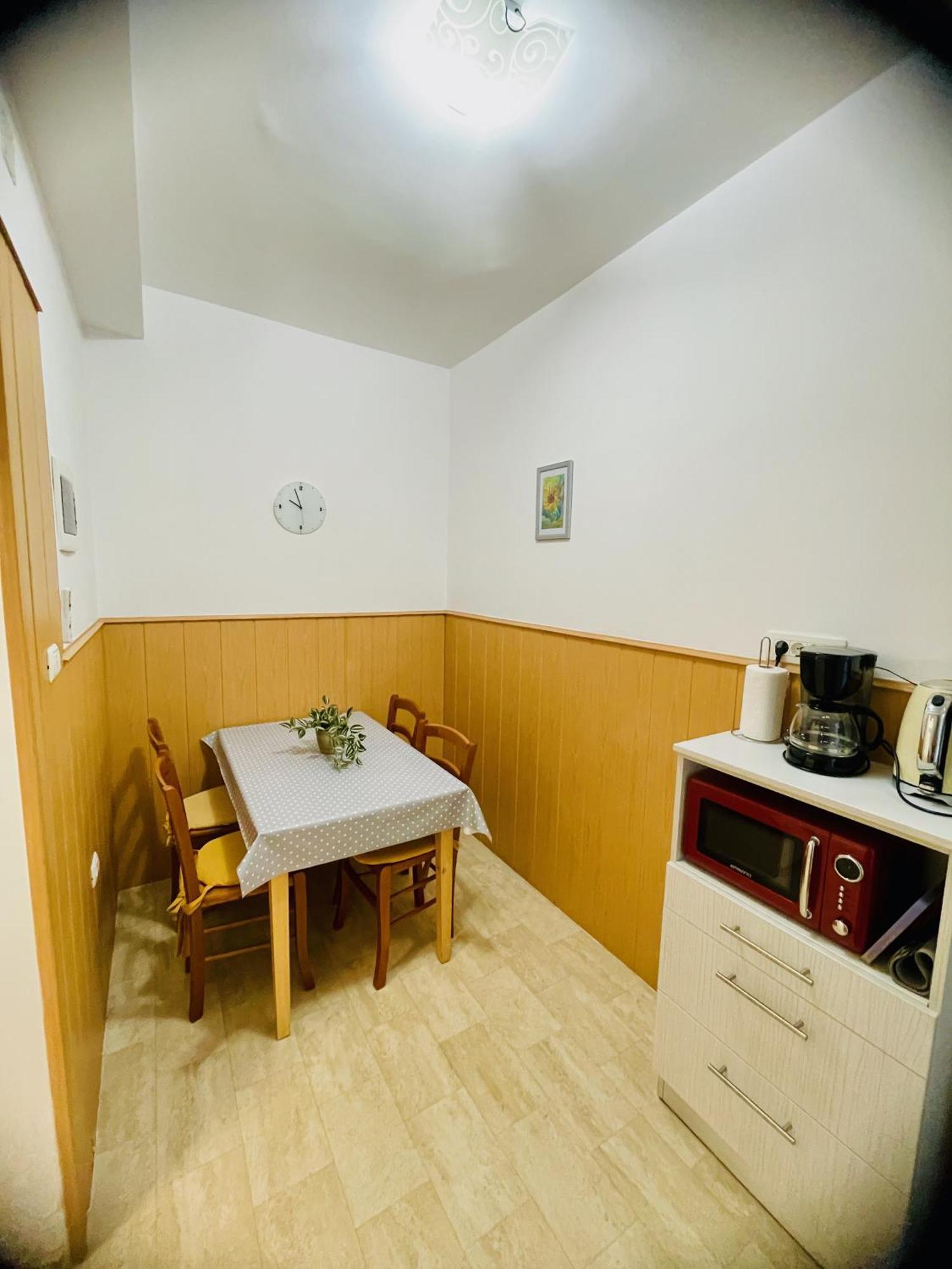 Viler Apartments อิซอลา ภายนอก รูปภาพ